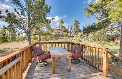 Cozy Red Feather Lakes Retreat with Deck and Yard - Foto 24