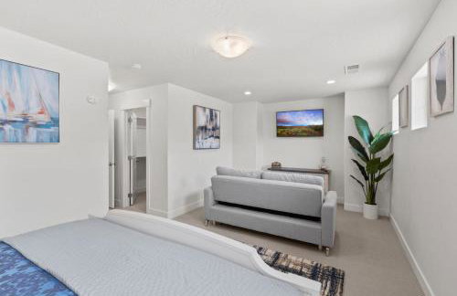 Adventure Base Camp Pet Friendly with Resort Living Pool, Arcade, Pickle-ball - Foto 15