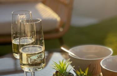 Amber Skies Seafront Retreat - Photo 40