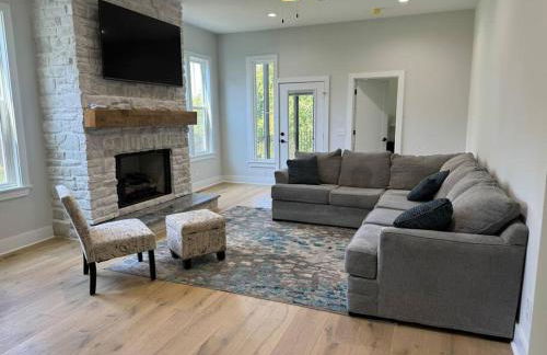 Luxury Home 4B, 3B Sleeps 18 25min to Nashville - Foto 3