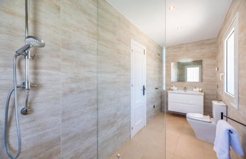 VACATION MARBELLA I Villa Sirio, Golf-Front Villa, Private Heated Pool, Privacy, 10 min from Puerto Banus - Foto 41