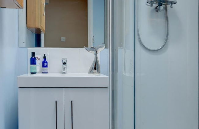 Walkers Court 3 Bedroom Apartment - Photo 10