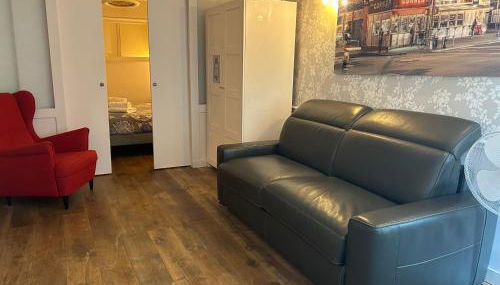 Ancien Atelier Parisien Grand 2 pièces - Foto 4