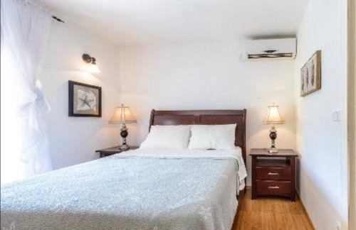 Sunny Villa, With Pool, BBQ, View, Parking - Foto 8