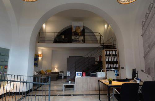 AZZ Sevilla Torre de la Plata Apartamentos - Photo 18