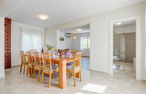 Villa Gorana with large private pool - Foto 8