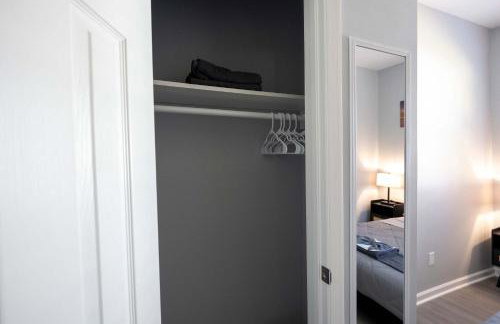 4 Min to Downtown - 11 to Elon - Washer and Dryer - Foto 44