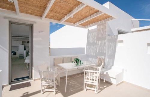 Deluxe Maisonette With Private Jacuzzi - Photo 31