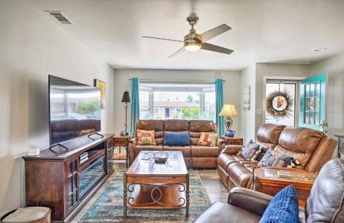 San Marcos Home with Patio and Grill - Walk to Lake! - Foto 1