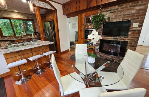 Lovely Home - Relaxing- with many Amenities & Pool - Foto 8