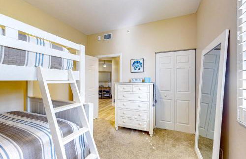 Luxury Condo in Regatta - Photo 18