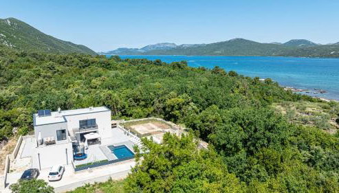 Villa Angela by Villas Guide - Photo 2