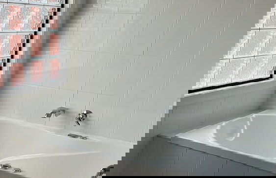 Charlestown Townhouse - Photo 10