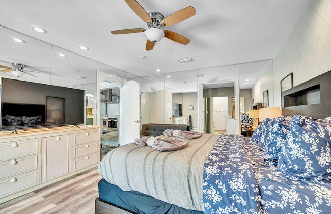 Casa Flamingo Intracoastal Heated Pool - Photo 5