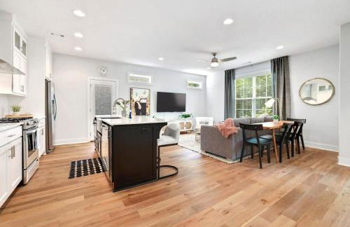 The Oakley - Near Lake Fayetteville - Photo 3