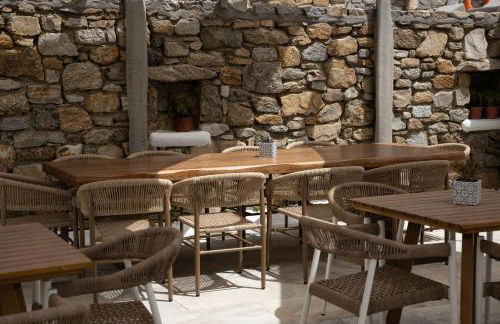 Senses Luxury Suites & Villas - Photo 16