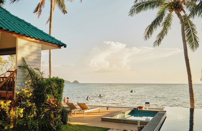 Joy Beach Villas - Photo 1