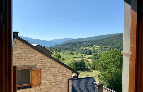 Casa Mya. A Modern Duplex in the Spanish Pyrenees - Photo 14