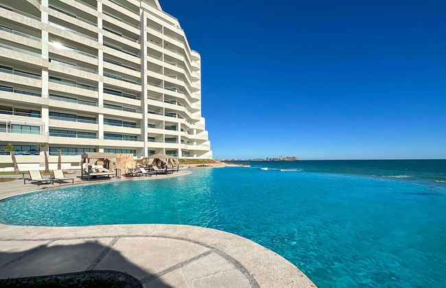 3BR Ground Floor Condo With Direct Pool Access - Foto 65