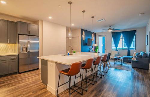 Posh 2BR Kierland Commons, TPC Golf, Pool, Gym, W-D - Foto 16