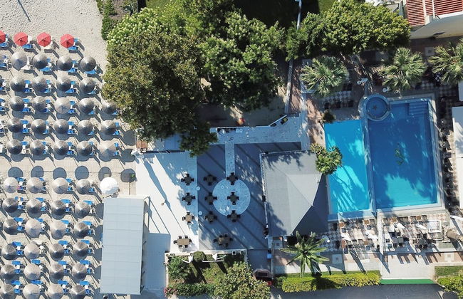 Naias Beach Hotel - Foto 45