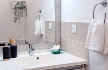 Studio récent avec terrasse Airbus Aéroport - Foto 4