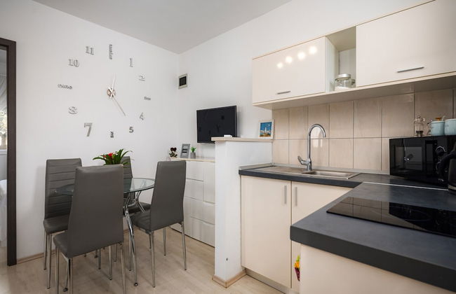 Beautiful Apartment With Parking Space - Foto 7