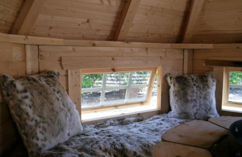 Cameron Cottage - Photo 25