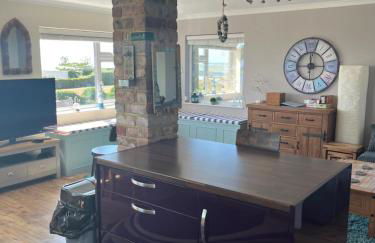 Beautiful 2 bedroom beach getaway - Foto 18