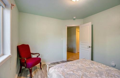 Walk to Shore Home with Deck in Rockaway Beach! - Foto 28