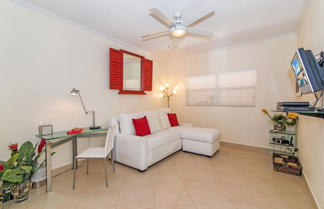 The Colonial Club, Oceanfront Condos - Photo 27