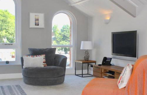 St Monica's - Foto 8