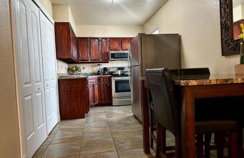 The Rustic @ Paseo de Encinal Drive - Foto 35