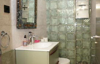 complete luxury house with garden - Foto 52