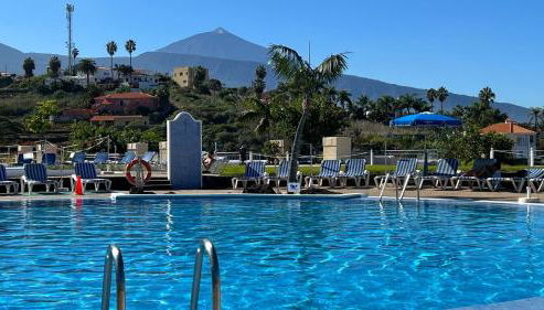 Nomad's Nest - Sea View Apartment with Pool - Ideal for Vacation & Remote Work - Foto 4, sunbed