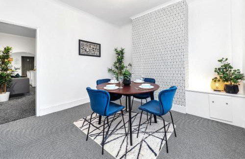Cozy 2 Bedroom Chorlton House With Parking - Foto 4