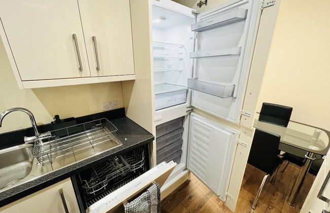 1-bed Apartment in Ealing, 3 Mins From Station - Foto 14