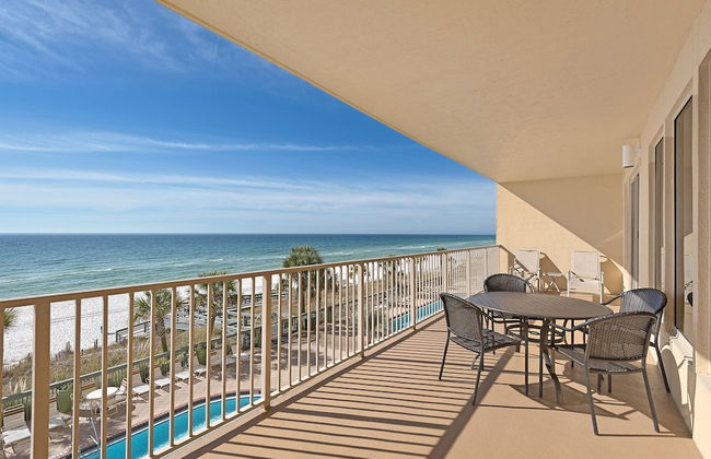 Astonishing Oceanfront Condo with Oversized Balcony to Enjoy Amazing Gulf View - Unit 0204 by RedAwning - Foto 26