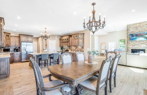 Luxury Home on Cove with Boat Slips, Waterslides, and Jump Deck - Foto 20