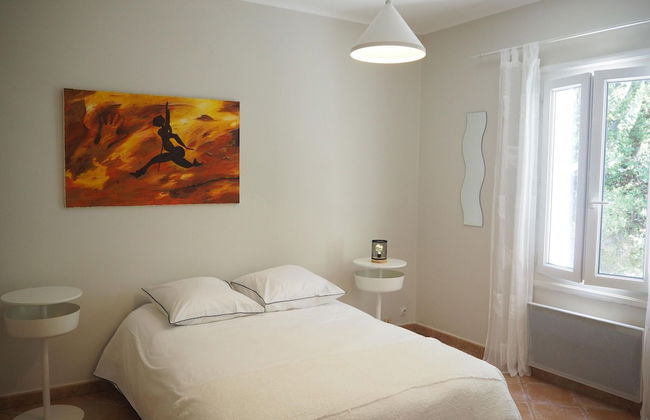 Holiday Home in Villes-sur-auzon With Pool - Foto 4