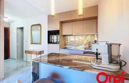 Appartement Rénové avec Terrasse et Parking à Menton - FR-1-647-55 - Photo 5