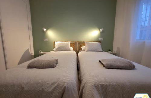 Sunny Churriana City - Photo 13