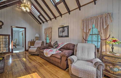 Dog-Friendly Waretown Home with Furnished Deck! - Foto 6