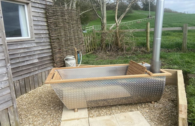 Cosy Rural Lodge at Goldhill Glamping - Sleeps 4 - Foto 23