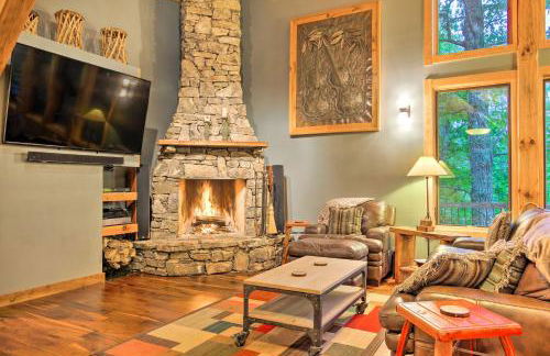 Couples Treehouse Retreat with Hot Tub and Views - Foto 4