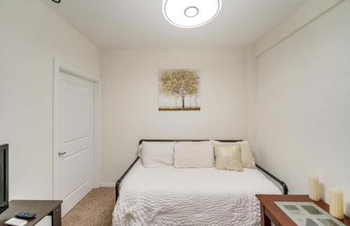 3 Mi to Dtwn Cleveland Condo with Lake Erie Views! - Foto 12