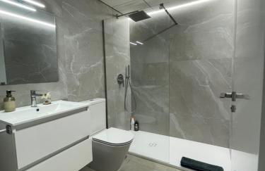 Iconic Alluba Alicante luxury bay - Photo 18