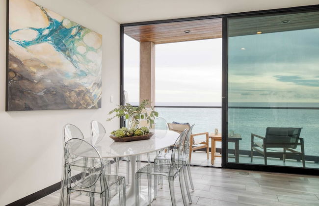 Matador by Avantstay Ocean Front Malibu Pad w/ Rooftop Patio - Photo 8
