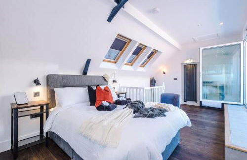 Incredible 3Bed Townhouse, Rooftop Patio, Sleeps 6 - Foto 6