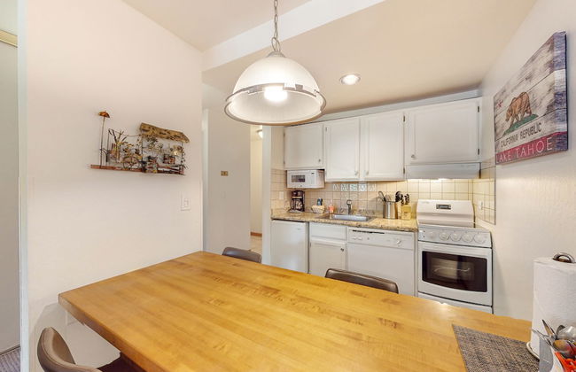 Lakeland Village South Lake Tahoe - Foto 27